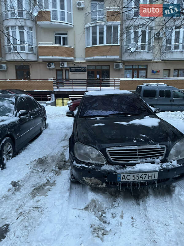 Mercedes-Benz S-Class 1999