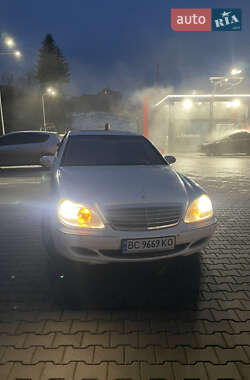 Седан Mercedes-Benz S-Class 2002 в Самборе