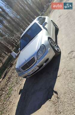 Седан Mercedes-Benz S-Class 2000 в Краківці