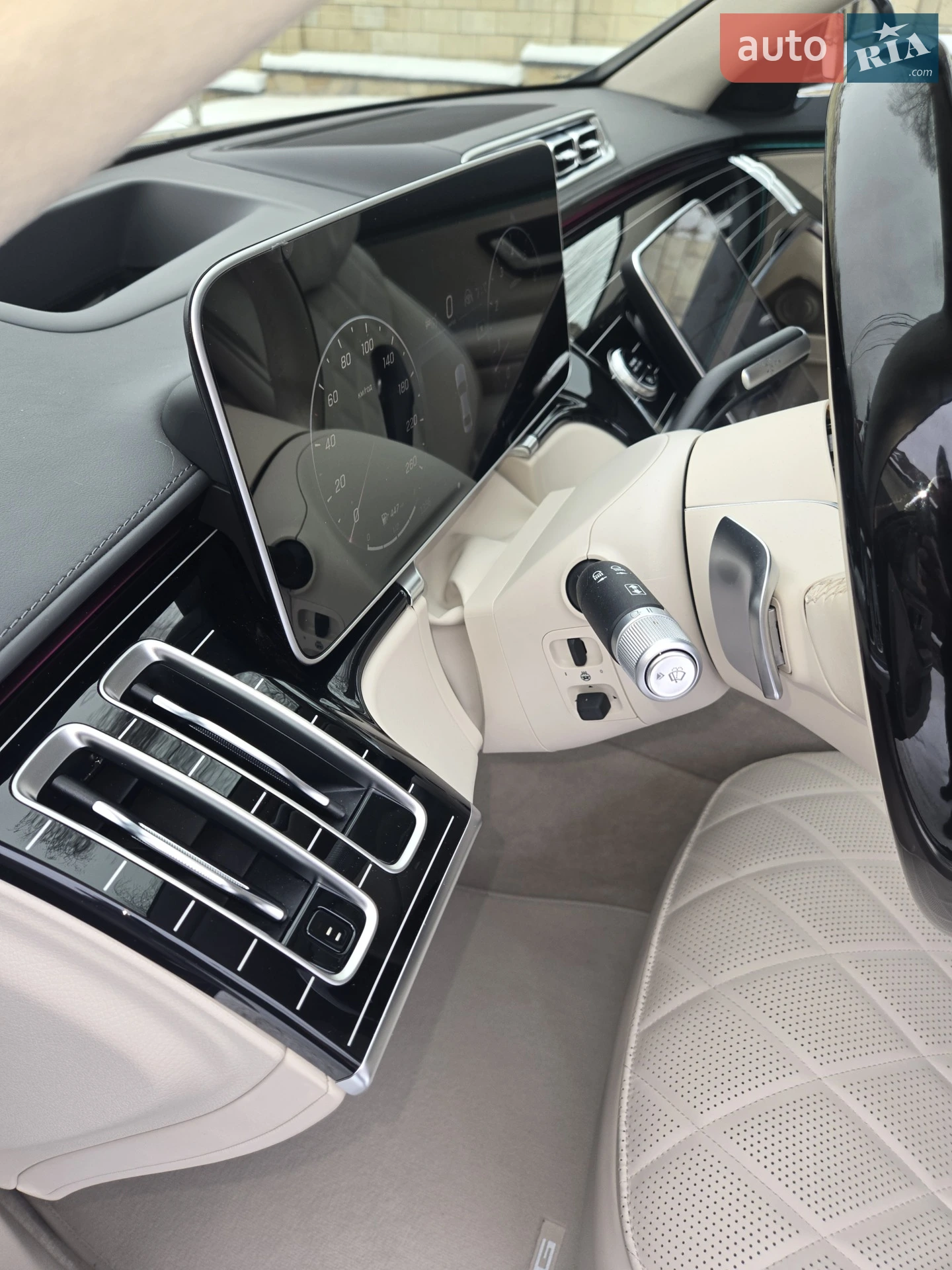 2024 Mercedes-Benz S-klasse - мініатюра 31