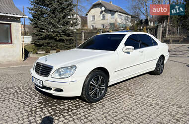 Седан Mercedes-Benz S-Class 2002 в Самборе