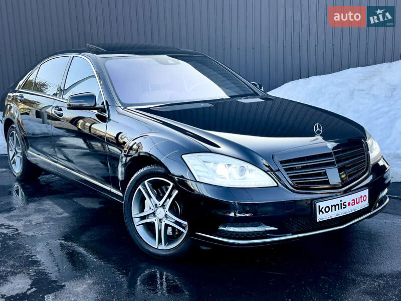 Mercedes-Benz S-Class 2013