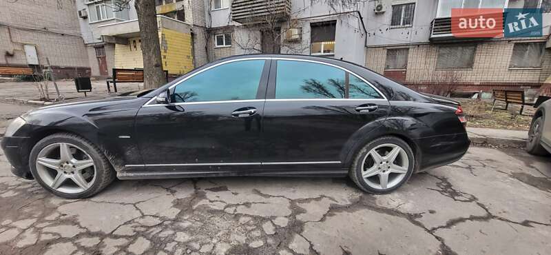 Седан Mercedes-Benz S-Class 2008 в Днепре