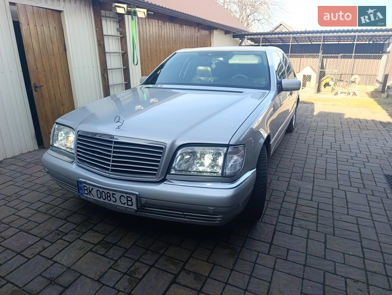 Mercedes-Benz S-Class