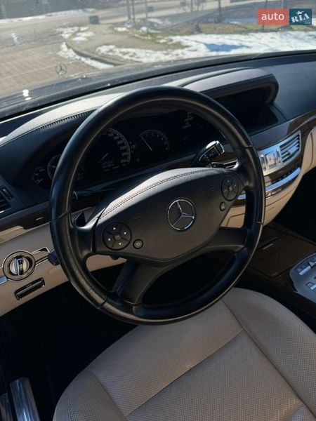 Седан Mercedes-Benz S-Class 2013 в Ивано-Франковске