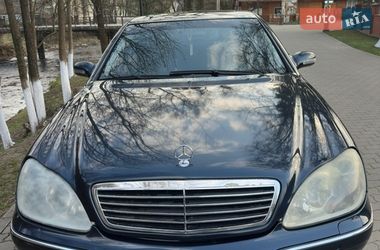 Седан Mercedes-Benz S-Class 2004 в Сваляві
