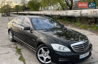 Седан Mercedes-Benz S-Class 2007 в Дніпрі