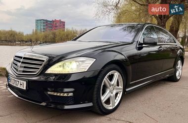 Седан Mercedes-Benz S-Class 2008 в Ровно