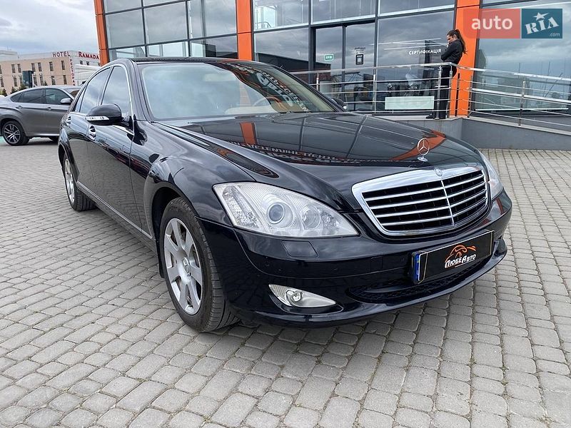 Mercedes-Benz S-Class 2007