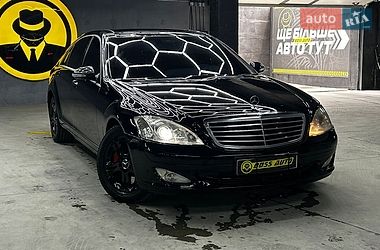 Седан Mercedes-Benz S-Class 2007 в Чернівцях