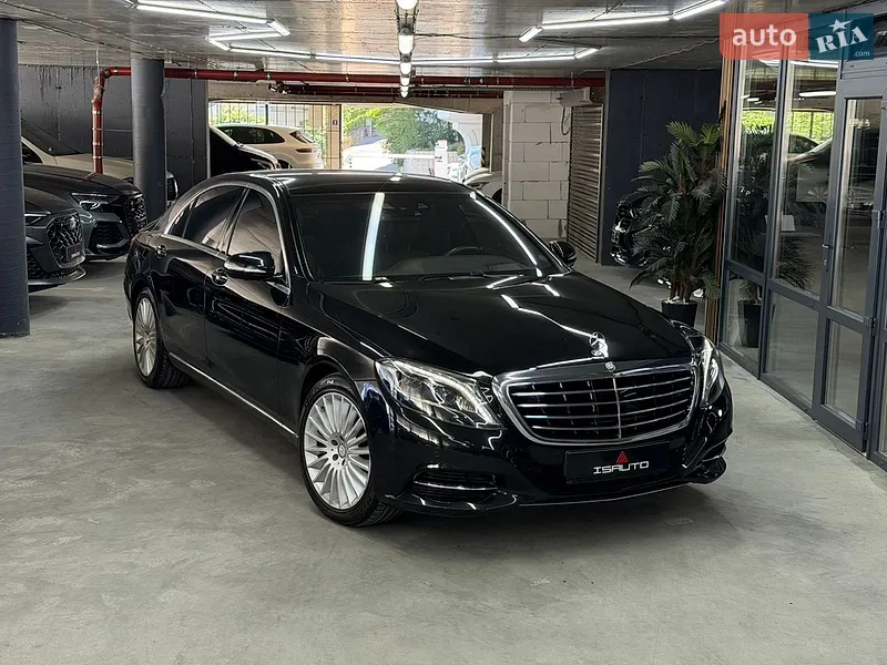 Mercedes-Benz S-Class