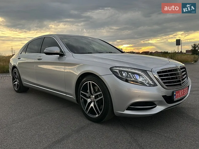 Mercedes-Benz S-Class