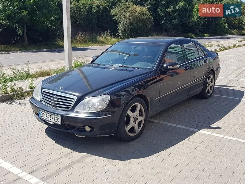 Mercedes-Benz S-Class