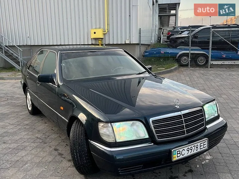 Mercedes-Benz S-Class
