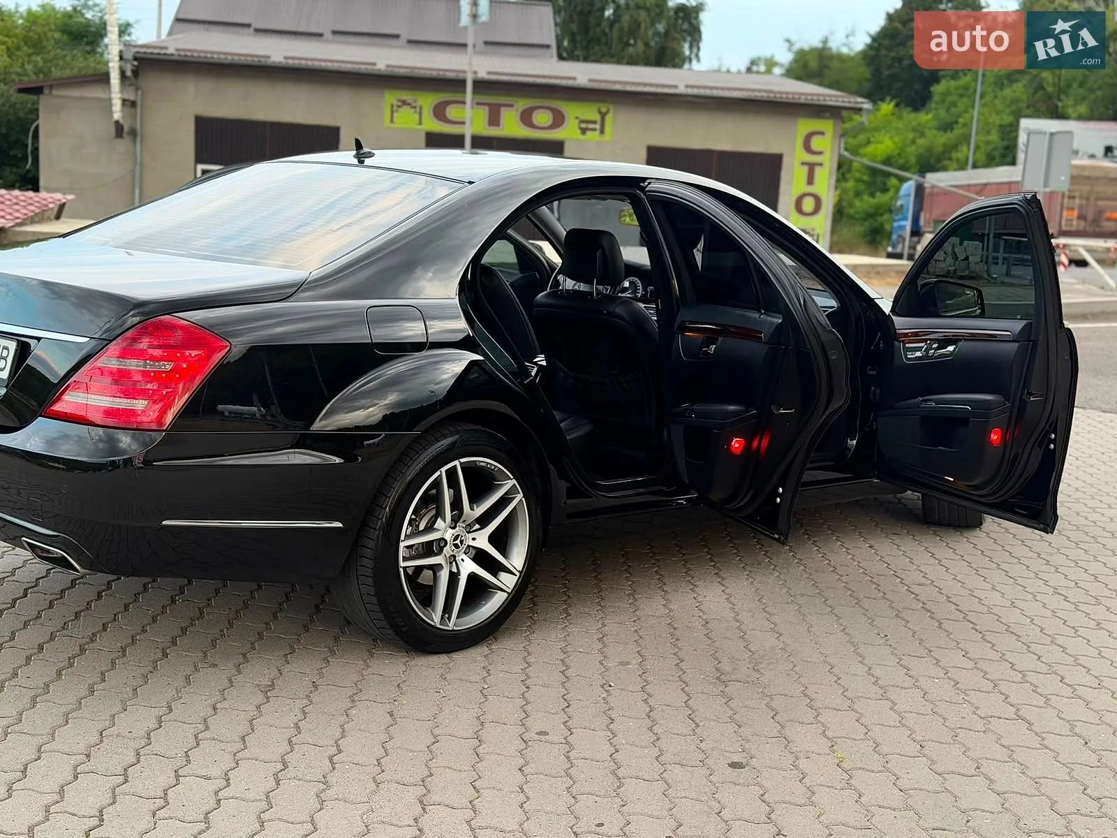 2010 Mercedes-Benz S-klasse - мініатюра 13