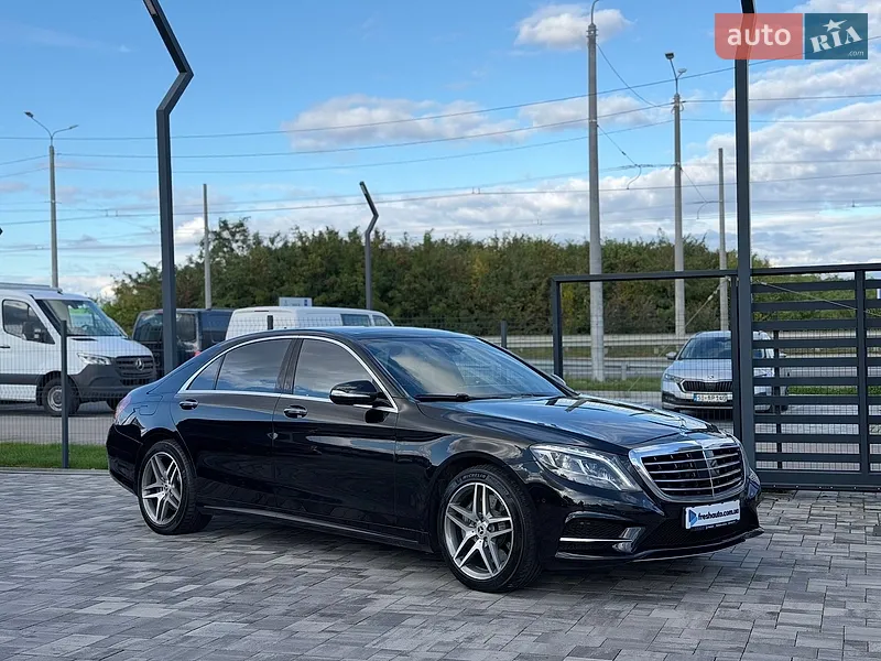 Mercedes-Benz S-Class