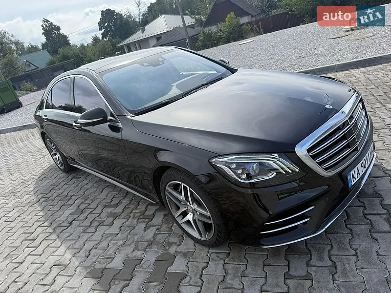 Mercedes-Benz S-Class