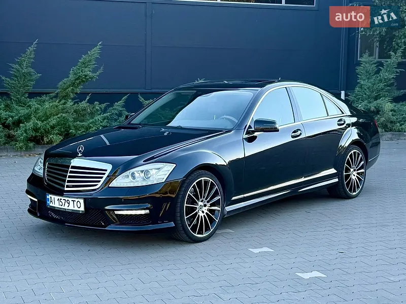 Mercedes-Benz S-Class 2012