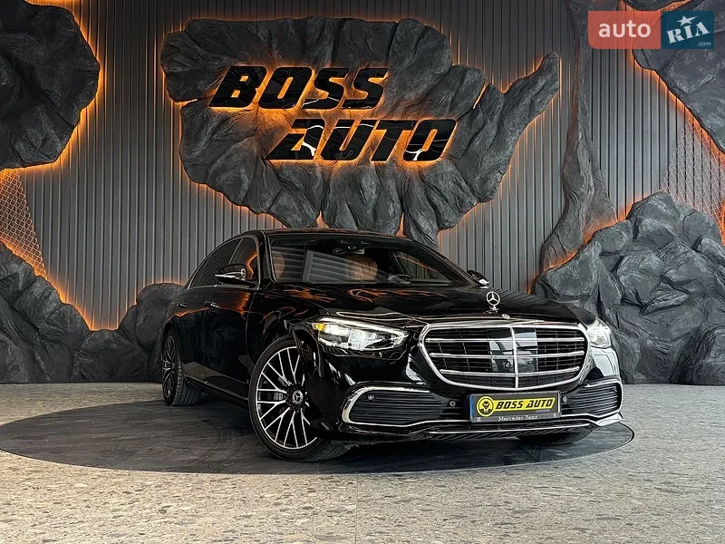 Mercedes-Benz S-Class