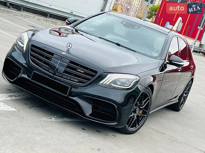 Mercedes-Benz S-Class