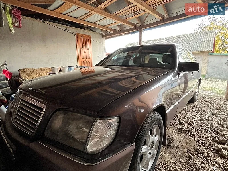Mercedes-Benz S-Class