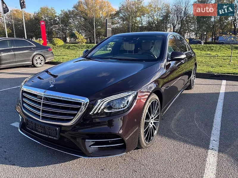 Mercedes-Benz S-Class