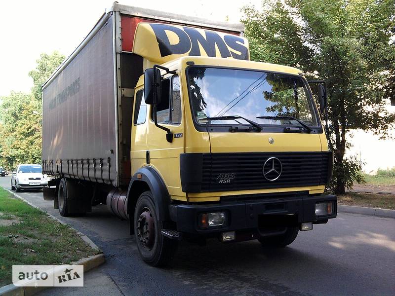 Тентований Mercedes-Benz SK-Series 1994 в Харкові