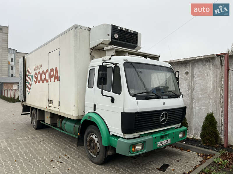 Mercedes-Benz SK-Series 1991