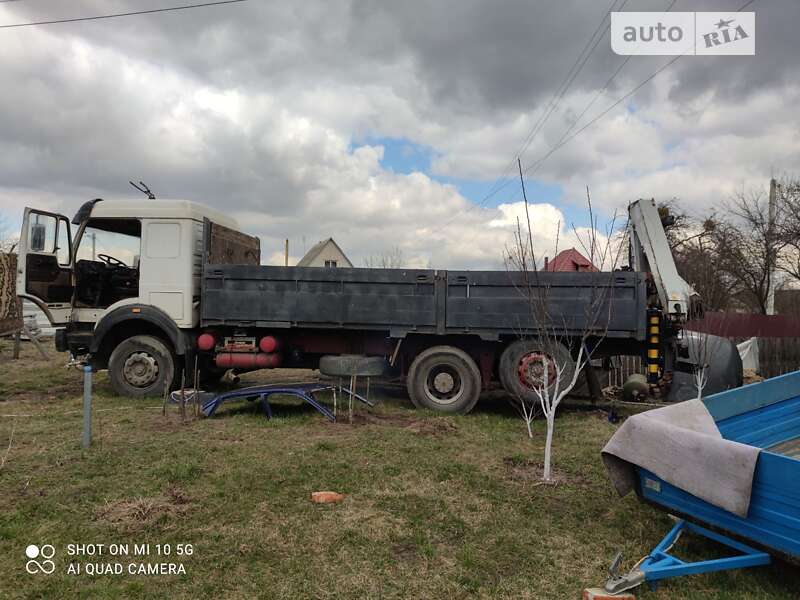 Mercedes-Benz SK-Series 1987 Mercedes-Benz SK-Series 1987