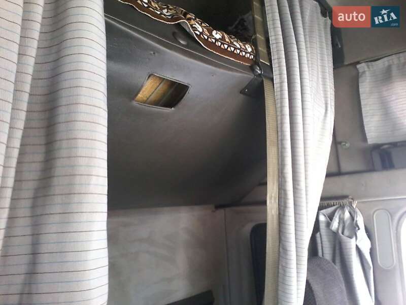 Грузовой фургон Mercedes-Benz SK-Series 1994 в Котельве