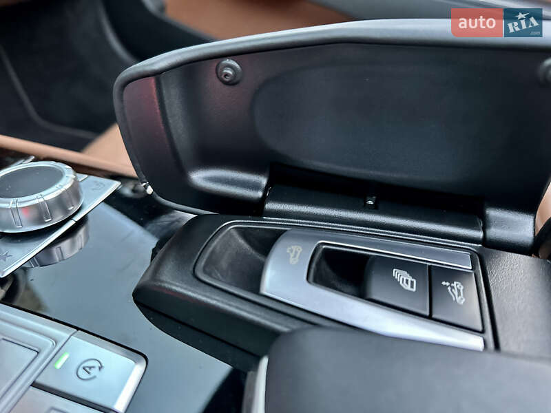 Родстер Mercedes-Benz SL-Class 2018 в Киеве