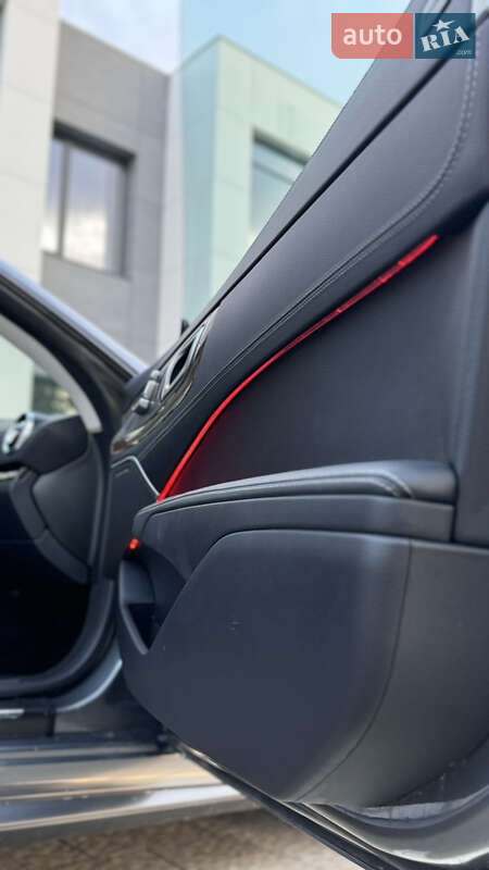 Родстер Mercedes-Benz SL-Class 2019 в Львове