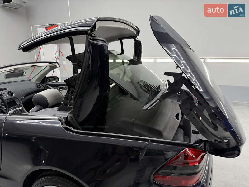 Родстер Mercedes-Benz SL-Class 2004 в Днепре фото 72 Родстер Mercedes-Benz SL-Class 2004 в Днепре