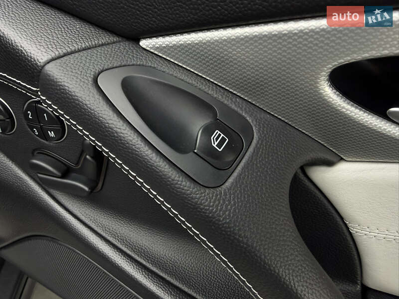 Родстер Mercedes-Benz SL-Class 2004 в Днепре фото 110 Родстер Mercedes-Benz SL-Class 2004 в Днепре