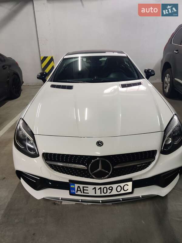 Родстер Mercedes-Benz SLC-Class 2018 в Днепре фото 3 Родстер Mercedes-Benz SLC-Class 2018 в Днепре
