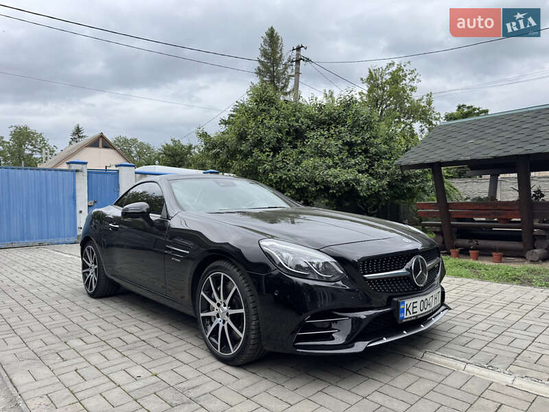 Родстер Mercedes-Benz SLC-Class 2018 в 