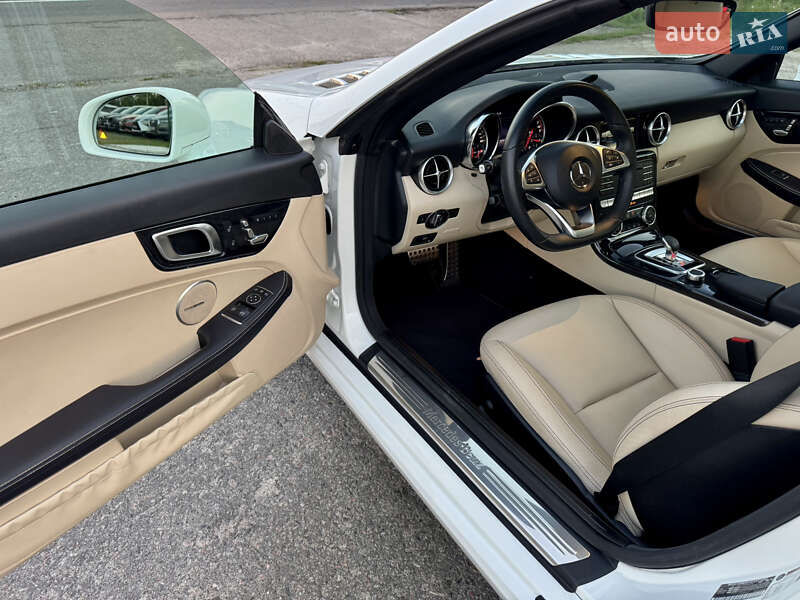 Родстер Mercedes-Benz SLC-Class 2018 в Киеве