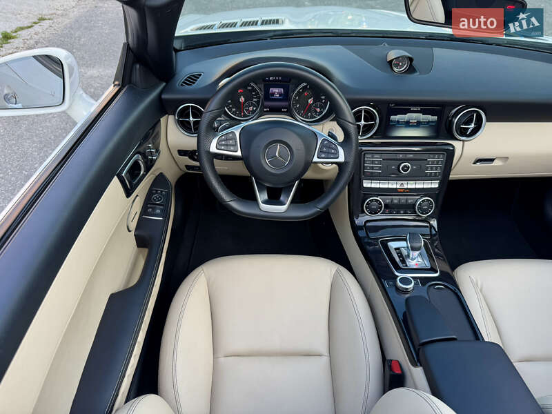 Родстер Mercedes-Benz SLC-Class 2018 в Киеве