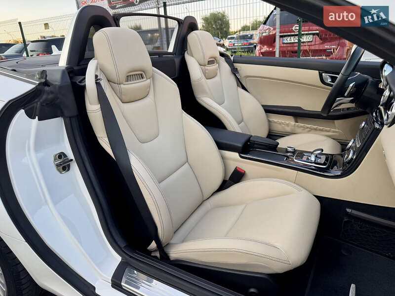 Родстер Mercedes-Benz SLC-Class 2018 в Киеве