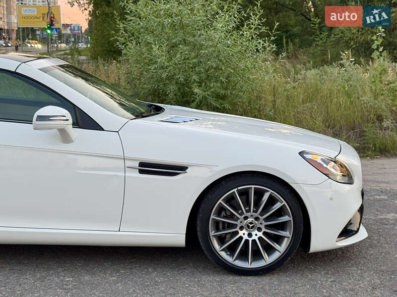 Родстер Mercedes-Benz SLC-Class 2018 в Киеве