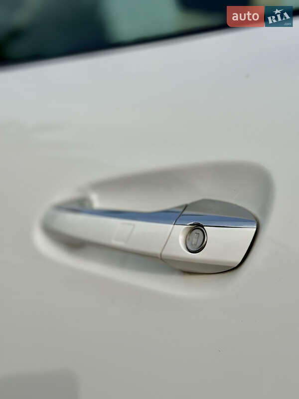 Родстер Mercedes-Benz SLC-Class 2017 в Одессе фото 11 Родстер Mercedes-Benz SLC-Class 2017 в Одессе