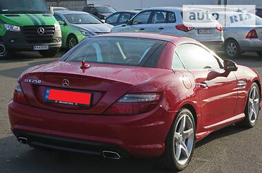 Кабріолет Mercedes-Benz SLK-Class 2012 в 
