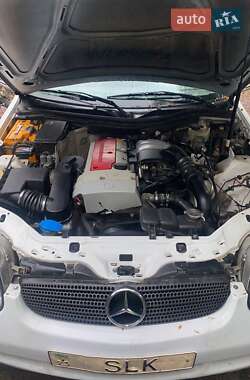 Родстер Mercedes-Benz SLK-Class 2001 в 