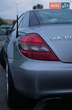Родстер Mercedes-Benz SLK-Class 2010 в 