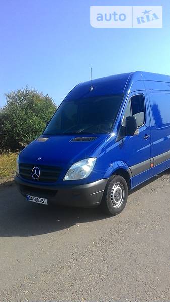 Mercedes-Benz Sprinter 2012 року