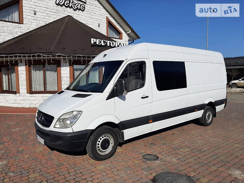 Mercedes-Benz Sprinter 318 пасс.