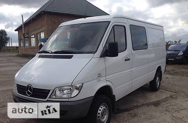 Грузовой фургон Mercedes-Benz Sprinter 2004 в 