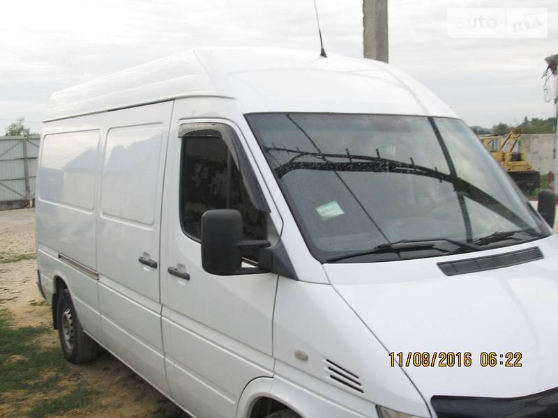 Вантажний фургон Mercedes-Benz Sprinter 2006 в Білогір'ї
