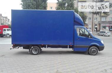 Грузовой фургон Mercedes-Benz Sprinter 2011 в 