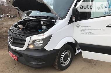 Вантажний фургон Mercedes-Benz Sprinter 2015 в Рівному